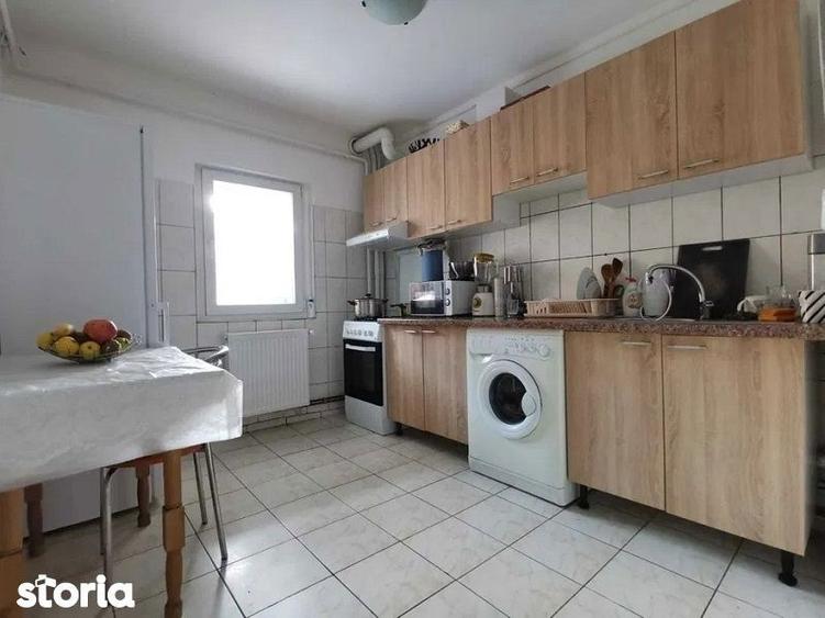 Apartament cu 1 camera -zona Centru Civic - Tg. Cucu - 1