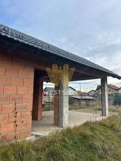 Vila de vanzare, in Carpinis - 11