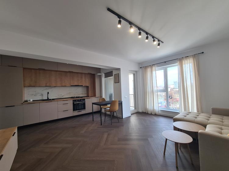 Apartament luminos,  zona  buna, bine compartimentat, mobilat, prima inchirere. - 2
