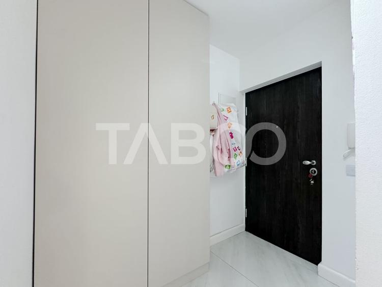 Vanzare apartament decomandat ultrafinisat cu parcare cartierul Sopor - 9