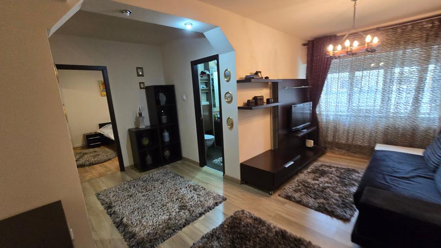 3 camere de vanzare  , etajul 1, ultracentral, Focsani - 11