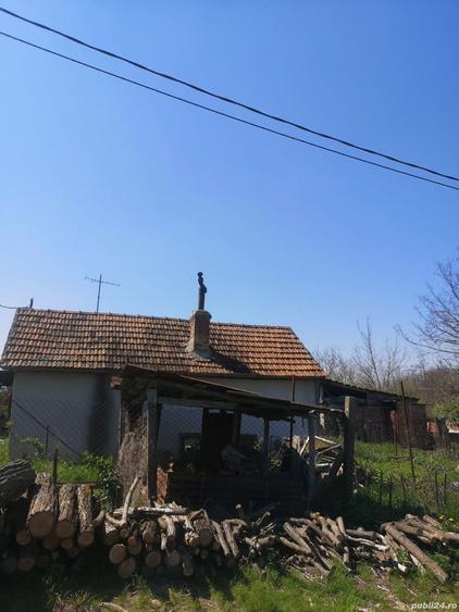 Vind sau schimb casa si teren - 1