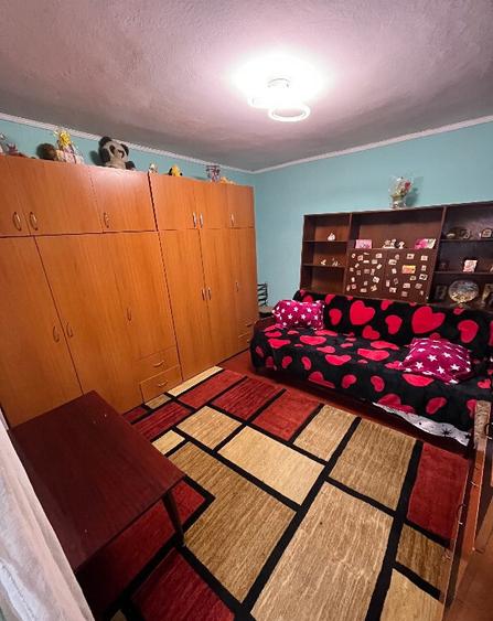 Casa zona sos:Rm Sarat - 8