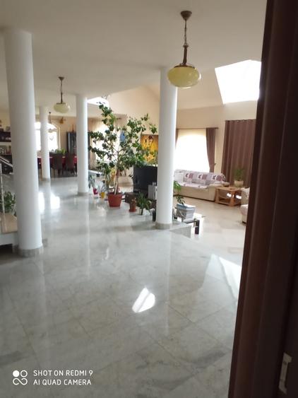 Vand casa lux,tip vila,Sangeorgiu de Mures,zona Apollo ,teren generos de 2200 mp - 4