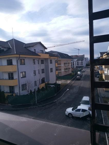 Vanzare apartament 2 camere, decomandat - 1