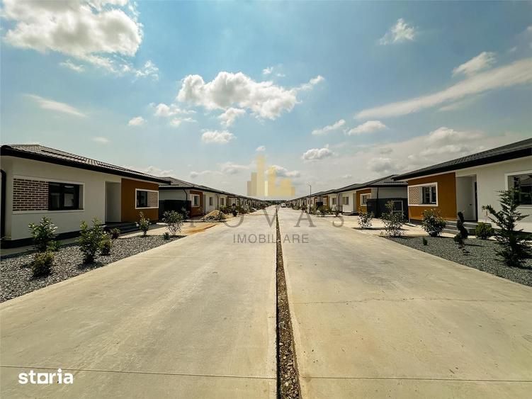 Casă cu 4 camere cu Teren 400 Mp în Tunari