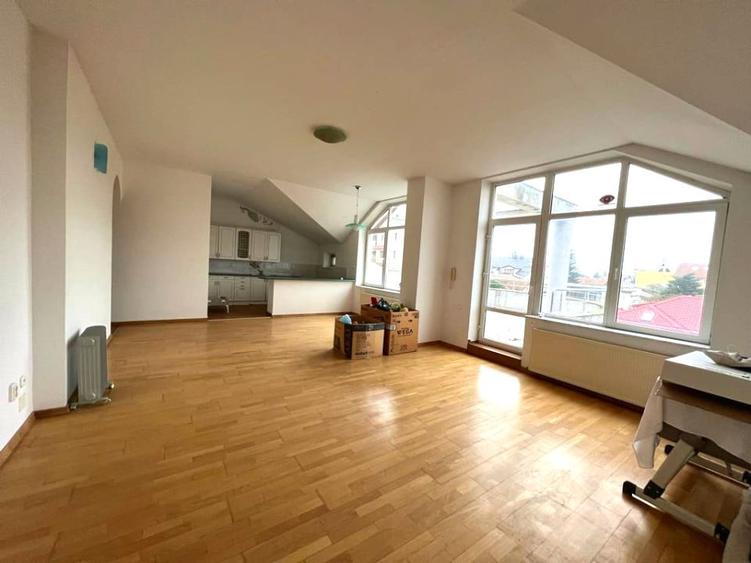 FALEZA NORD |  VILA SPATIOASA | S+P+1+M. - 12