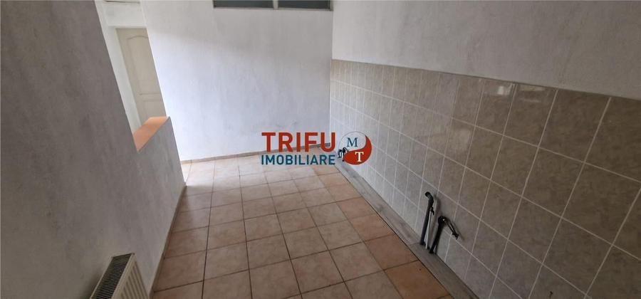 Casa 3 camere, 976 mp, garaj, zona Barabant - 10