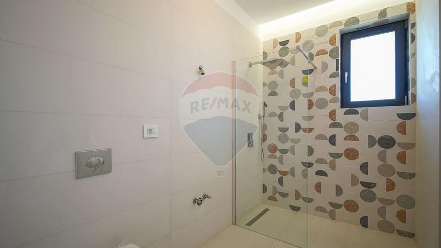 Casa / Vila cu 5 camere de vanzare - 14