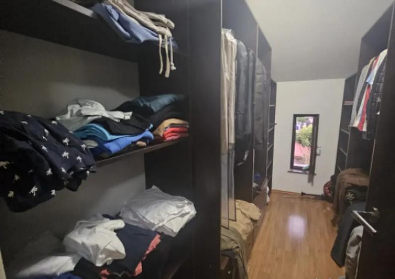 Casa ,zona Ford, suprafata utila 360 mp,teren 518 mp POSIBIL - 7