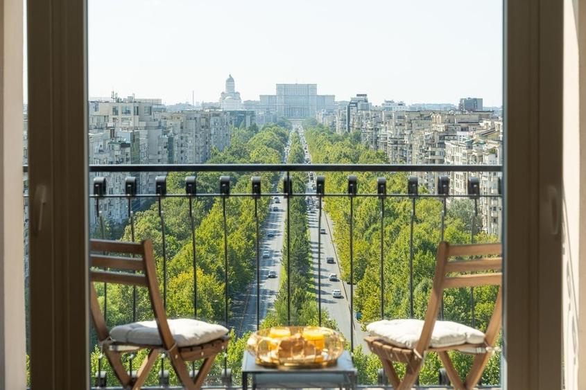 DUPLEX SPECTACULOS 11+12!Vedere libera catre PALATUL PARLAMENTULUI! - 1