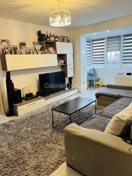 Apartament 2 camere renovat, bloc vila zona Timis Triaj