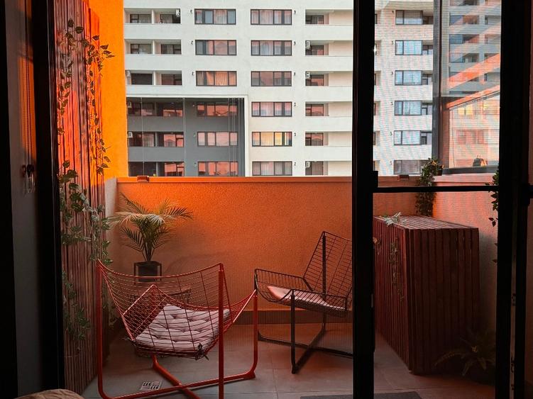Apartament cu 3 camere decomandat în Torontalului