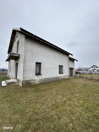 De vanzare casa ?i teren, suprafata teren de 1090mp, P+E - 12