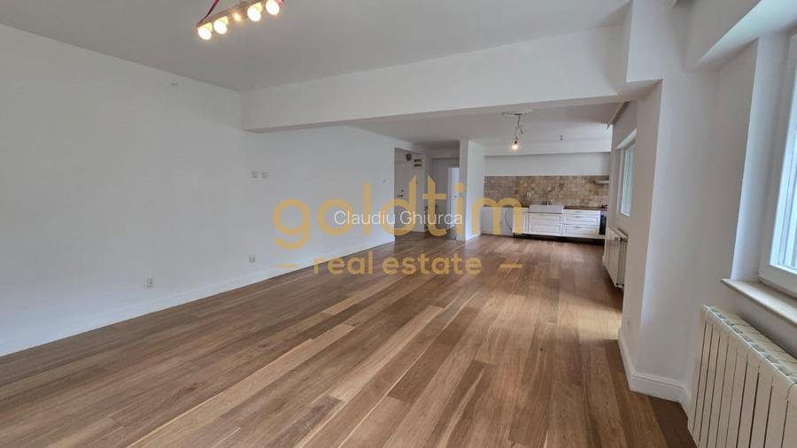 Apartament cu 3 camere decomandat în Herăstrău Apartament cu 3 camere decomandat în Herăstrău