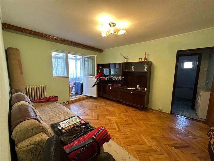 Apartament 3 camere semidecomandat, Baza 3 - etaj 1