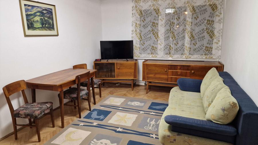 Inchiriez apartament cu trei camere, complet renovata, zona cornisa. - 8