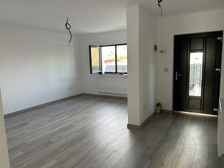 V&acirc;nd casa construcție  noua 2024 Bacau Serbanesti(zona t&acirc;rg aut - 11