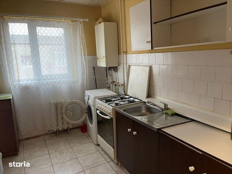 Inchiriez apartament 2 camere - 4