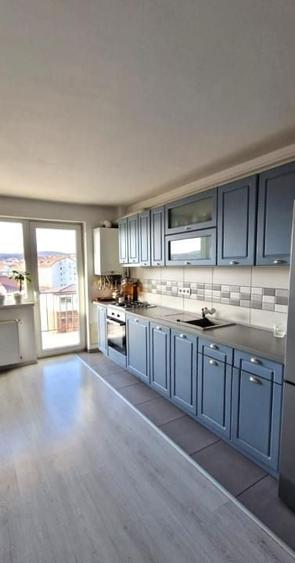 Pf.inchiriez apartament cu o camera ,dormitor si living baee - 3