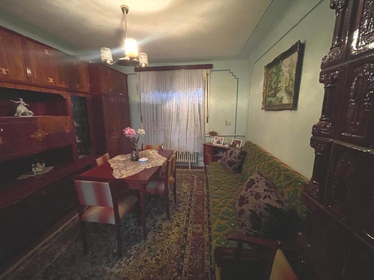 Casă cu teren generos și vedere superbă către munți – Cugir - 6