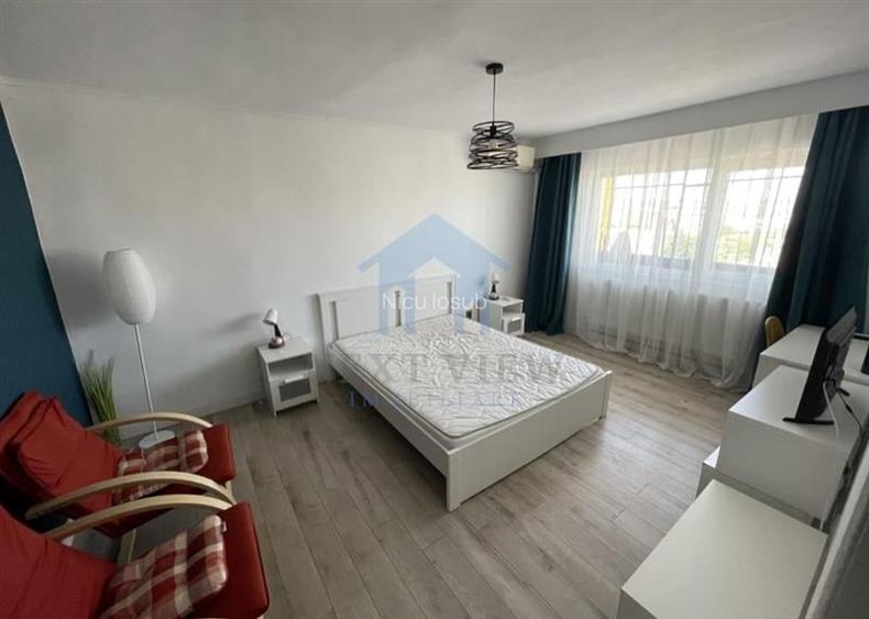 Apartament 1 camera, Intre Lacuri