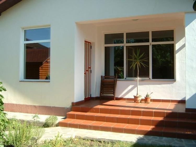 Casă cu 4 camere în Ferme - 8