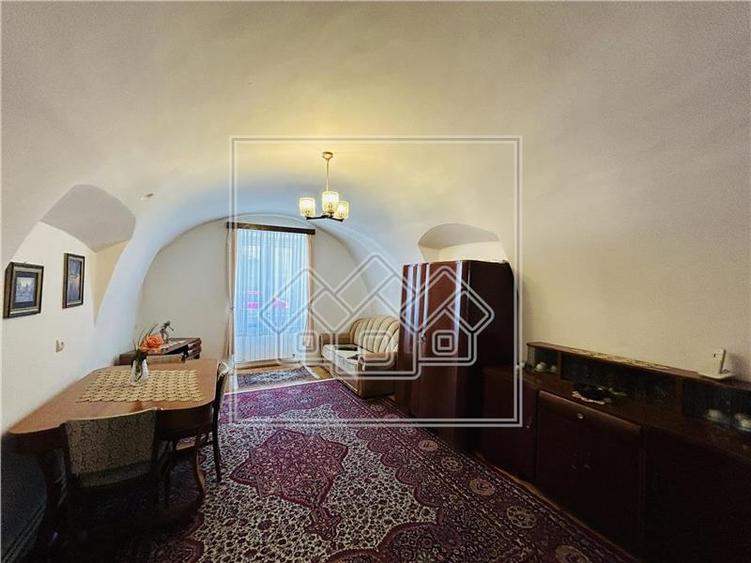 Casa de vanzare in Sibiu - 100 mp utili + teren de 198 mp - - 4
