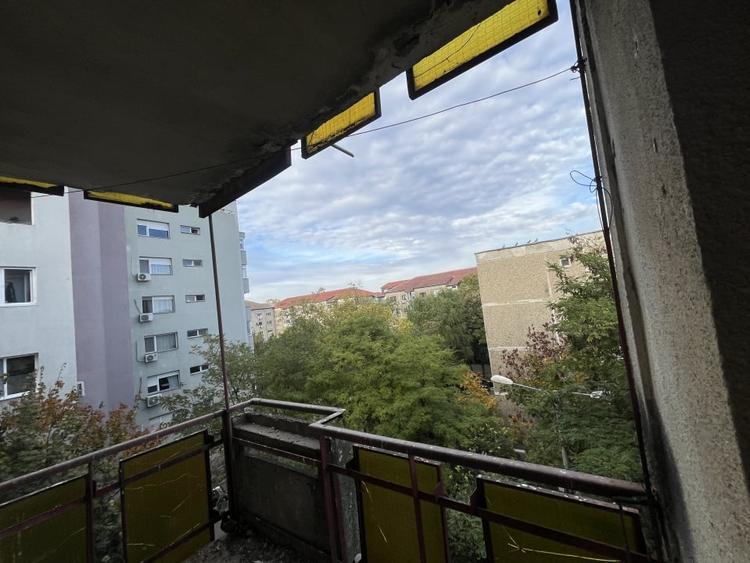 Apartament cu 3 camere Torontalului - 8