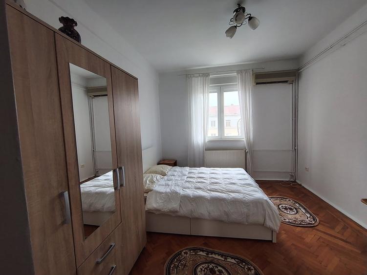 Bucurestii Noi, apartament cu 3 camere decomandate, et 3- bloc rusesc - 6
