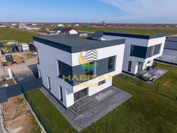 Casă individuală cu 4 camere cu Canalizare în Berceni