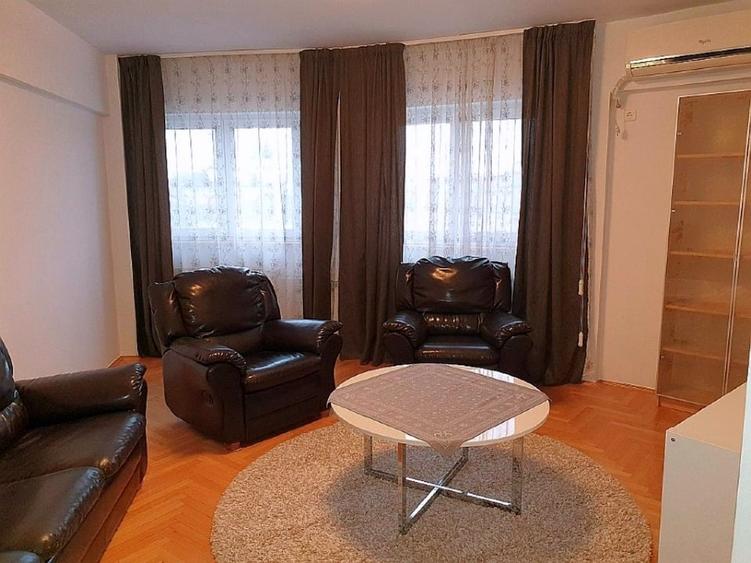 Inchiriere apartament 3 camere Parcul Carol - 11