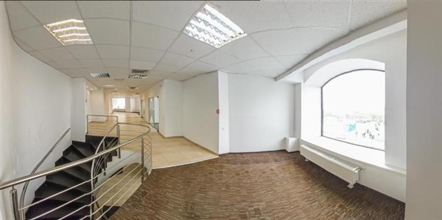 Spatiu Comercial de inchiriat B-dul I.C. Bratianu - parter si mezanin - 4