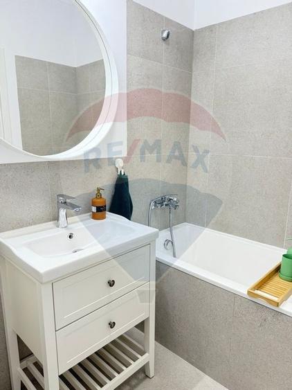 Apartament cu 2 camere de închiriat în Silk District - 11