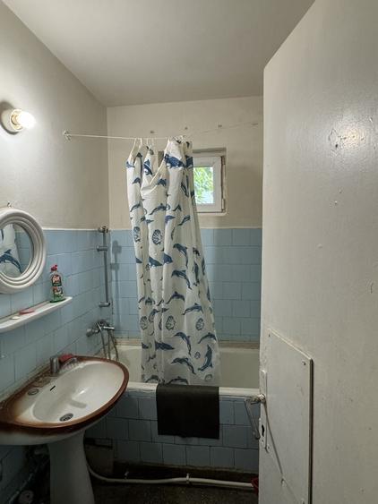 Apartament cu 2 camere decomandat în Grădiște