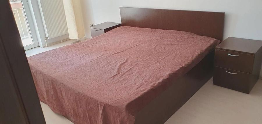 Apartament 1 camera, 40 mp, parcare Zona Primarie. An constructie: dupa 2000. Etaj 1. Pret: 350 - 6