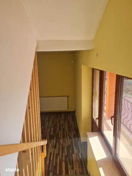 Apartament cu 7 camere în Ștefănești