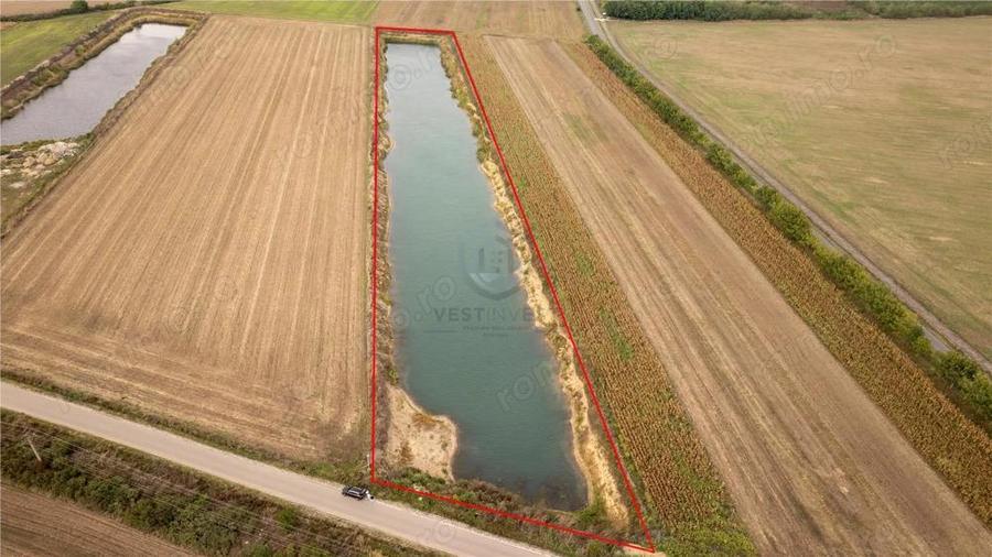 Teren extravilan Santau cu luciu de apa - 2