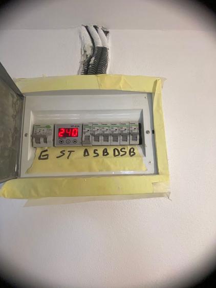 Apartament renovat 2026 de la 0 - 6