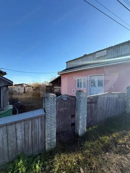 Casa batraneasca, 50 mp si teren intravilan 4900 mp, Udesti - 7