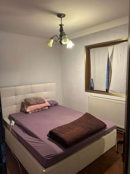 De vanzare Aparatament cu 3 camere - 3