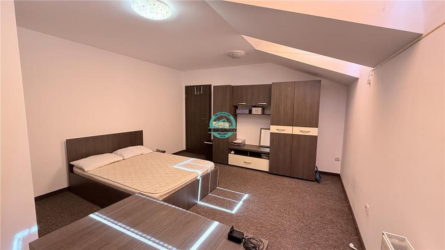 Vand apartament cu 5 camere, 2 bai ideal pt Investitie dar si Locuit - 4