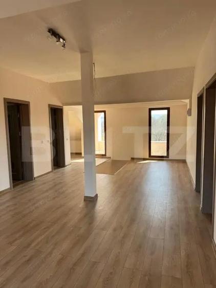 Casa premium P+M, 300 mp utili, teren 3200 mp, complet renovata 2025. - 2