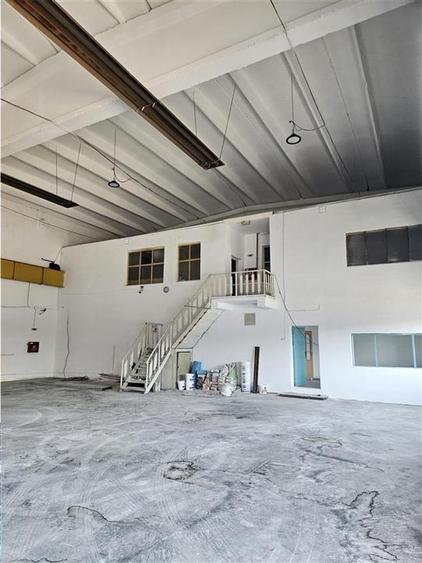 Spatiu Industrial - 750 mp - Productie - Depozitare - Distributie - 4