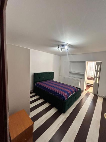 Inchiriez apartament 3 camere, centrala proprie , Focsani, Cuza Voda - 1