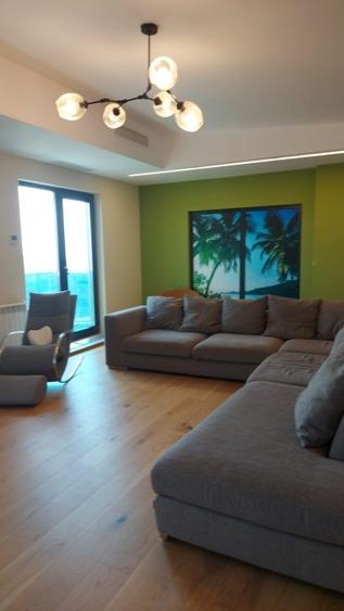 Unicat! Penthouse Mamaia Central - 690.000 euro (E8) - 40