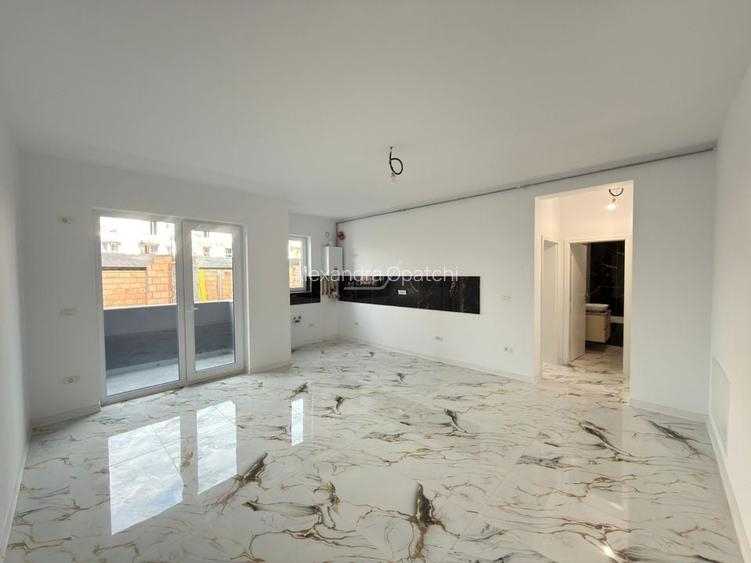 Bloc la asfalt. Etaj 1. Loc de parcare.