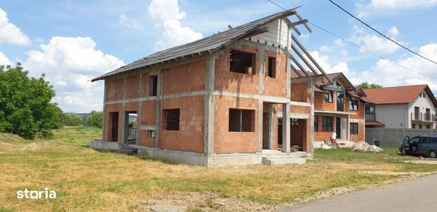 Casa la rosu Ineu de Cris Bihor - 3