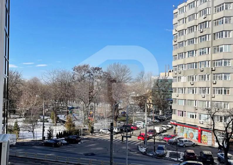 Spatiu birouri Mihalache -Turda in imobil mixt, 33 mp, centr - 11