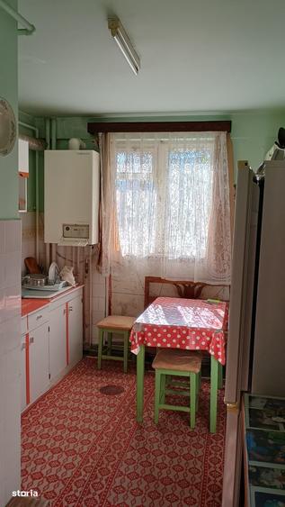 Apartament de 3 camere, 64 mp, situat in Centrul Nou - 1